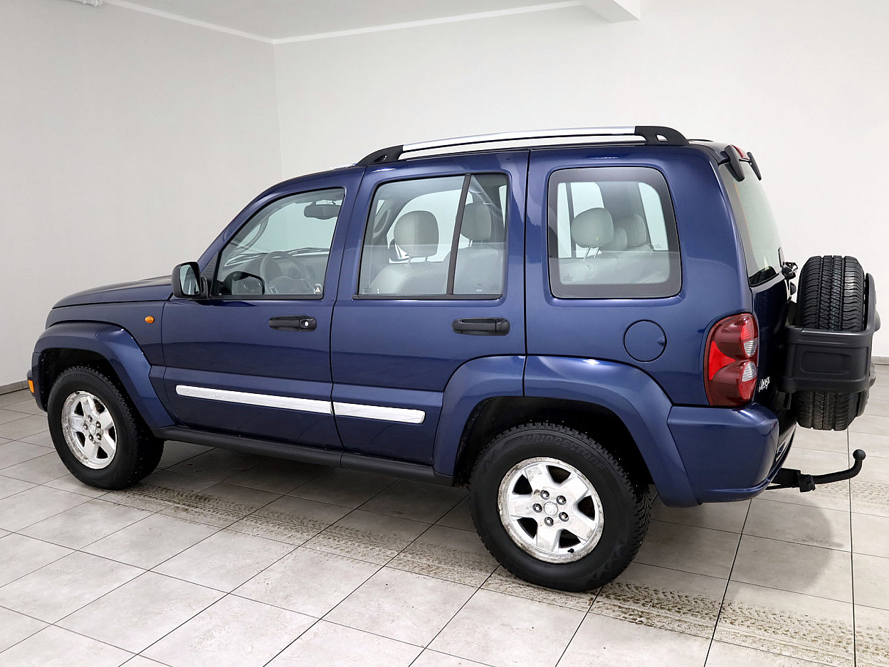 Jeep Cherokee Limited ATM 2.8 CRD 120 kW - Photo 4