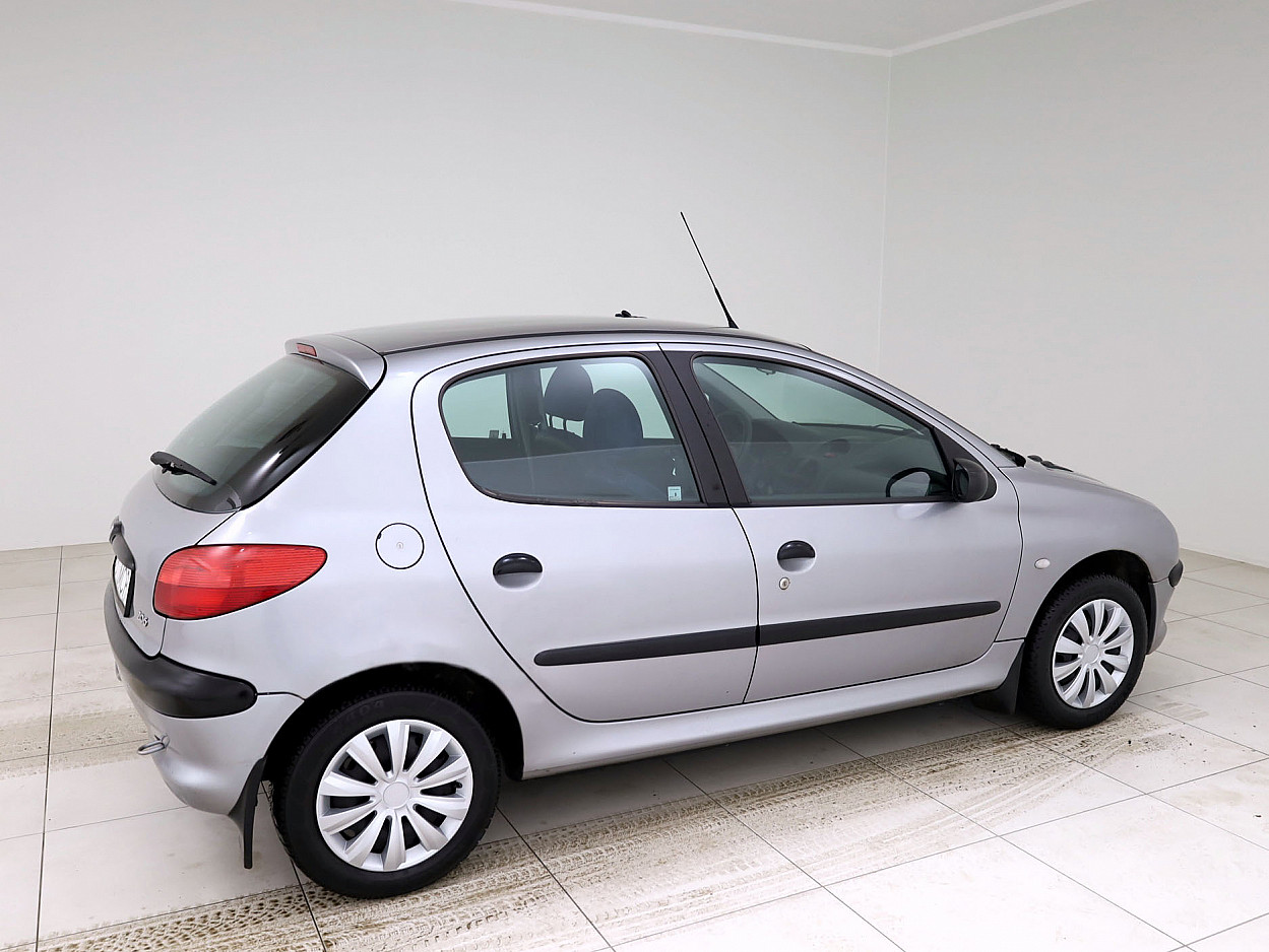 Peugeot 206 Elegance 1.1 44 kW - Photo 3