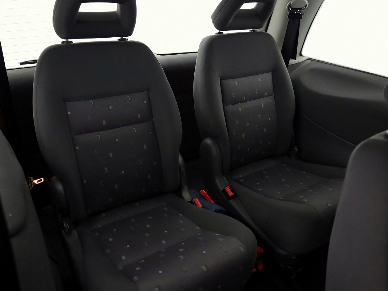 Volkswagen Sharan Comfortline Facelift ATM 1.9 TDI 85kW
