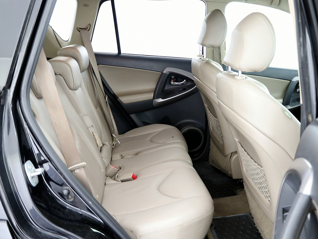 Toyota RAV4 Luxury 4x4 2.2 D-4D 130kW