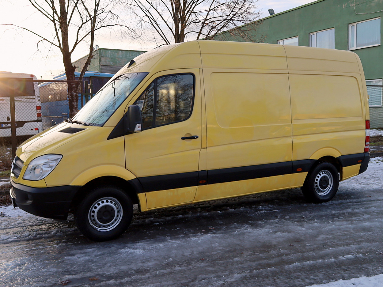 Mercedes-Benz Sprinter Van 2.1 CDI 65 kW - Photo 2