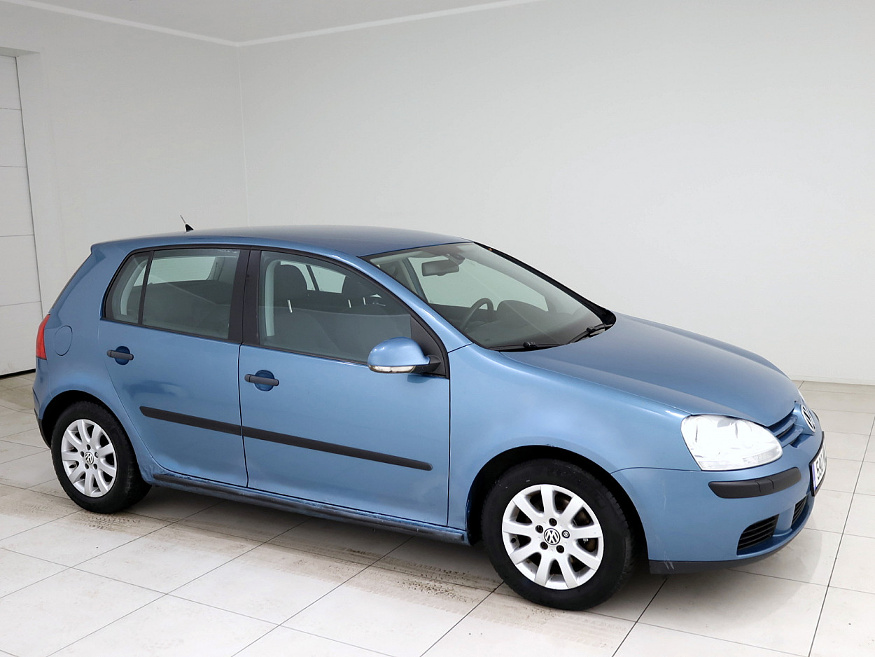 Volkswagen Golf 1.6 85 kW - Photo 1