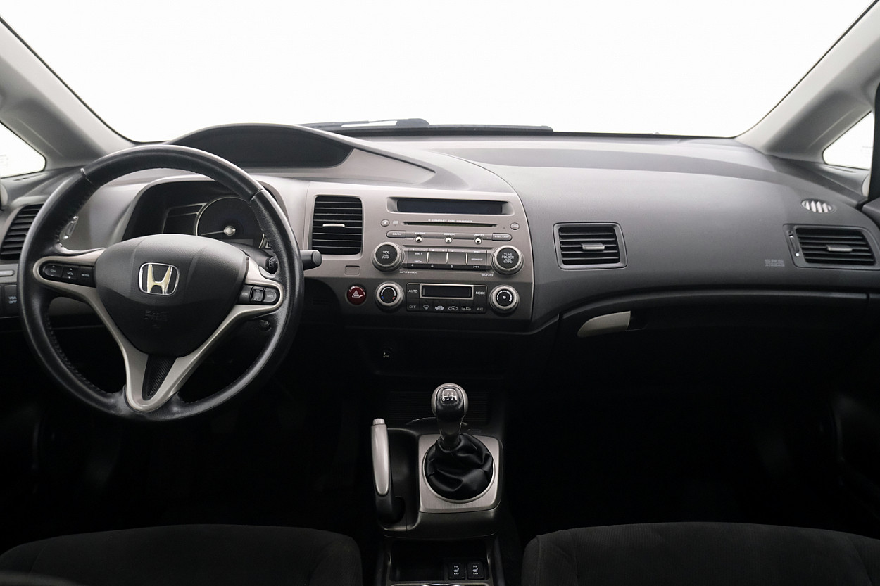 Honda Civic Elegance Facelift 1.8 103 kW - Photo 5