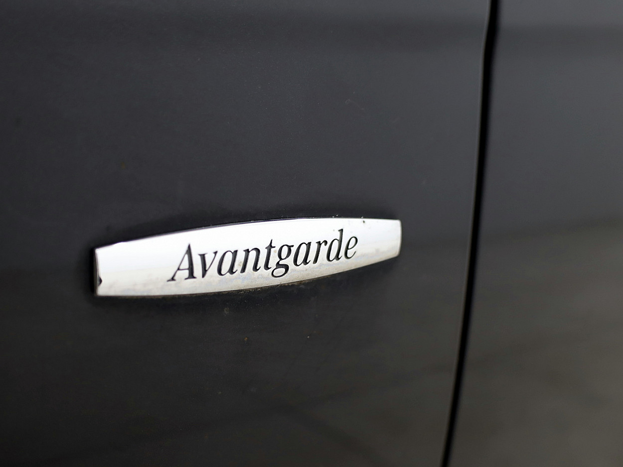 Mercedes-Benz C 320 Avantgarde ATM 3.0 D 165 kW - Photo 5