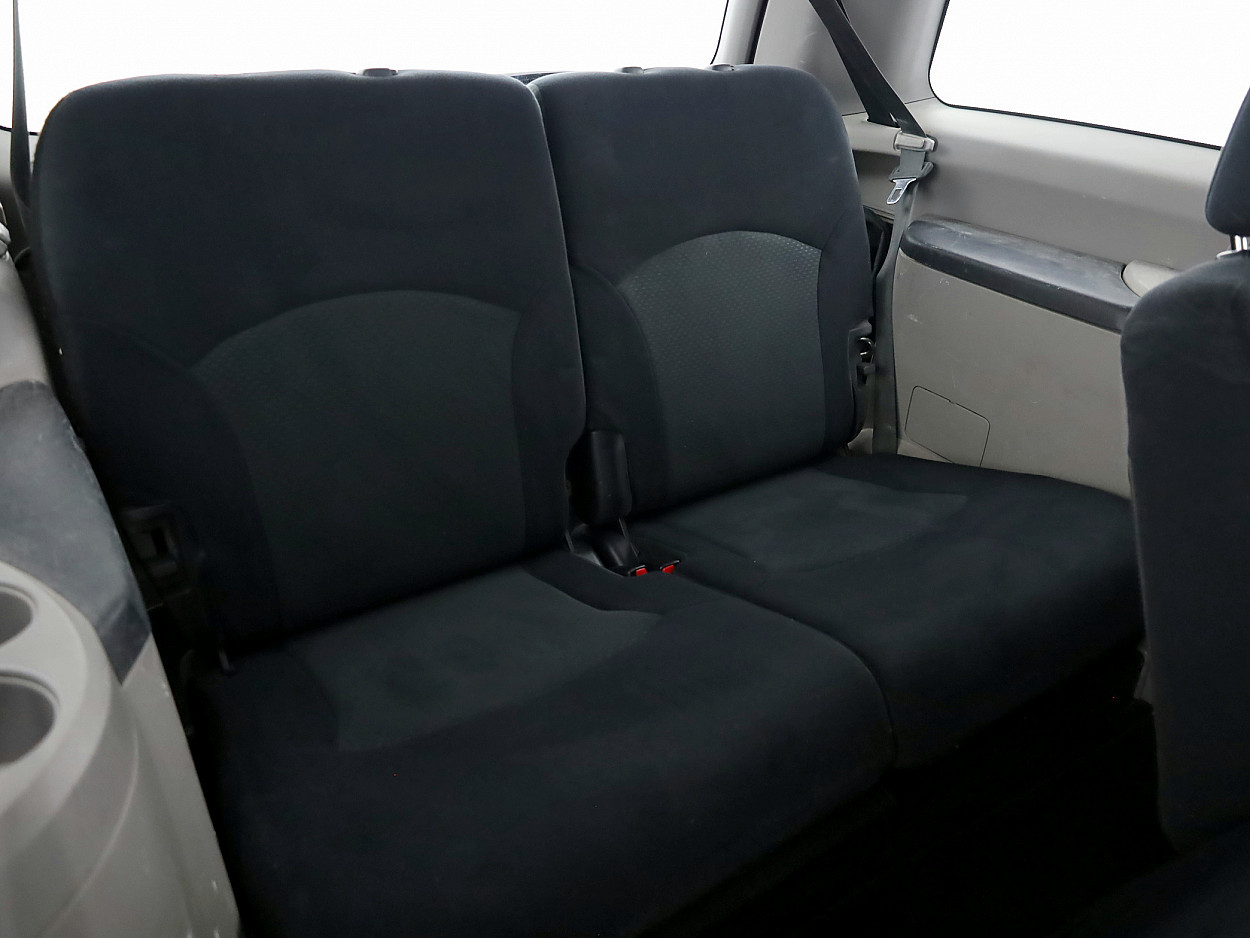 Mitsubishi Grandis Comfort Facelift 2.4 121kW