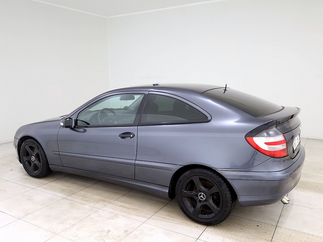 Mercedes-Benz C 200 Sportcoupe 2.1 CDI 90 kW - Photo 4