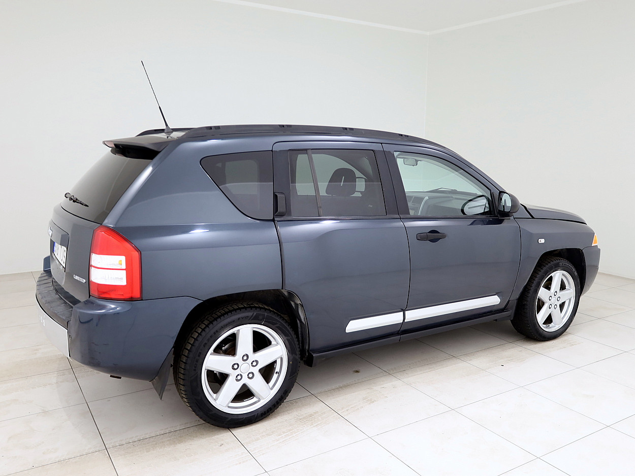 Jeep Compass Limited 4x4 2.0 CRD 103 kW - Photo 3