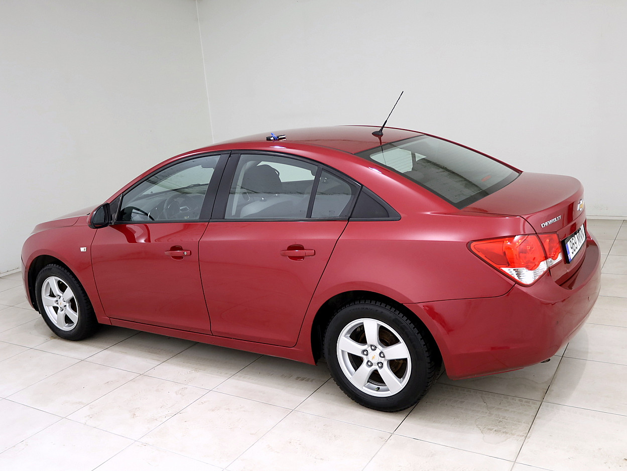 Chevrolet Cruze Comfort ATM 1.8 104 kW - Photo 4