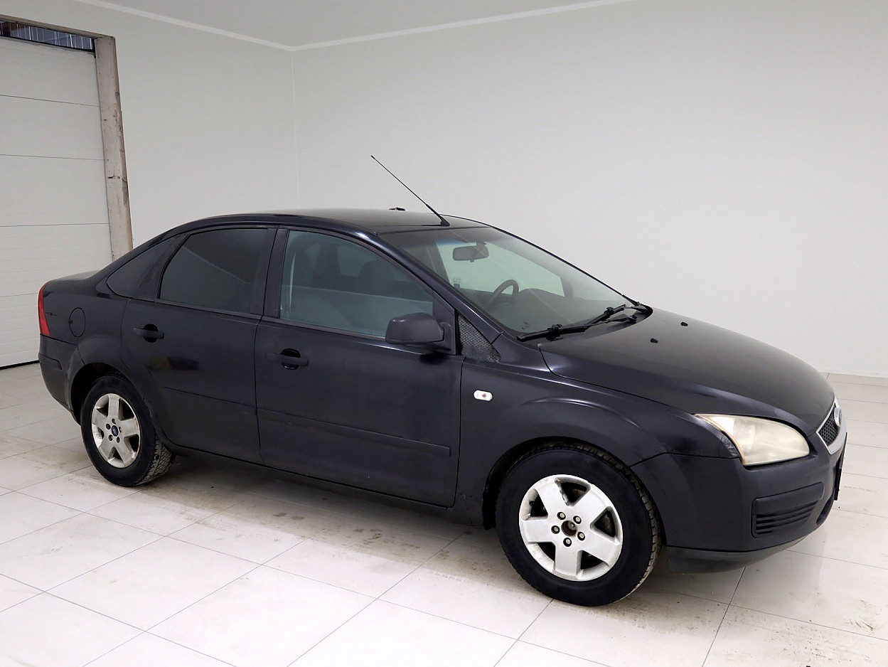 Ford Focus Trend 1.6 74 kW - Photo 1