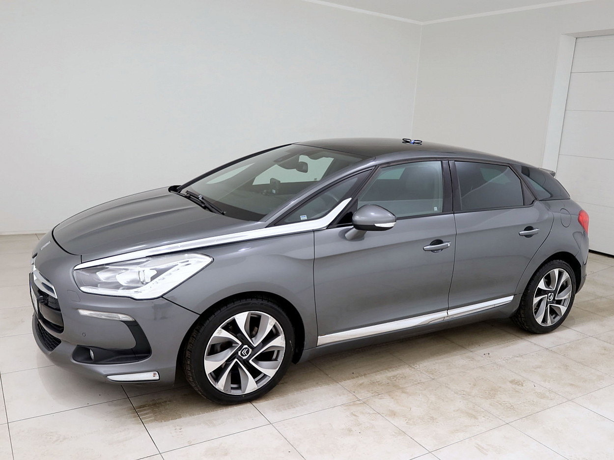 Citroen DS5 Exclusive ATM 1.6 115 kW - Photo 2