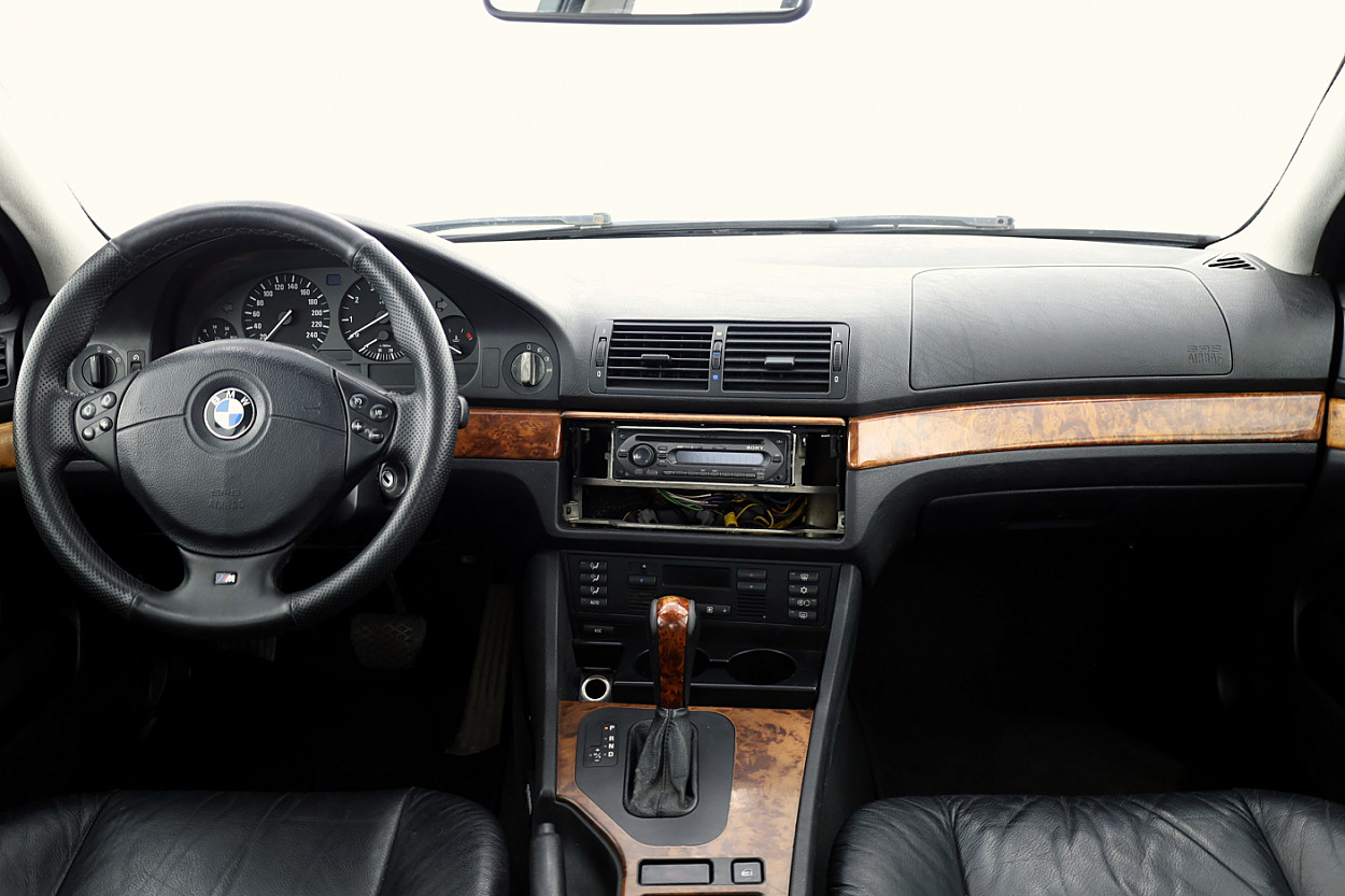 BMW 523 M-Pakett ATM 2.5 125kW