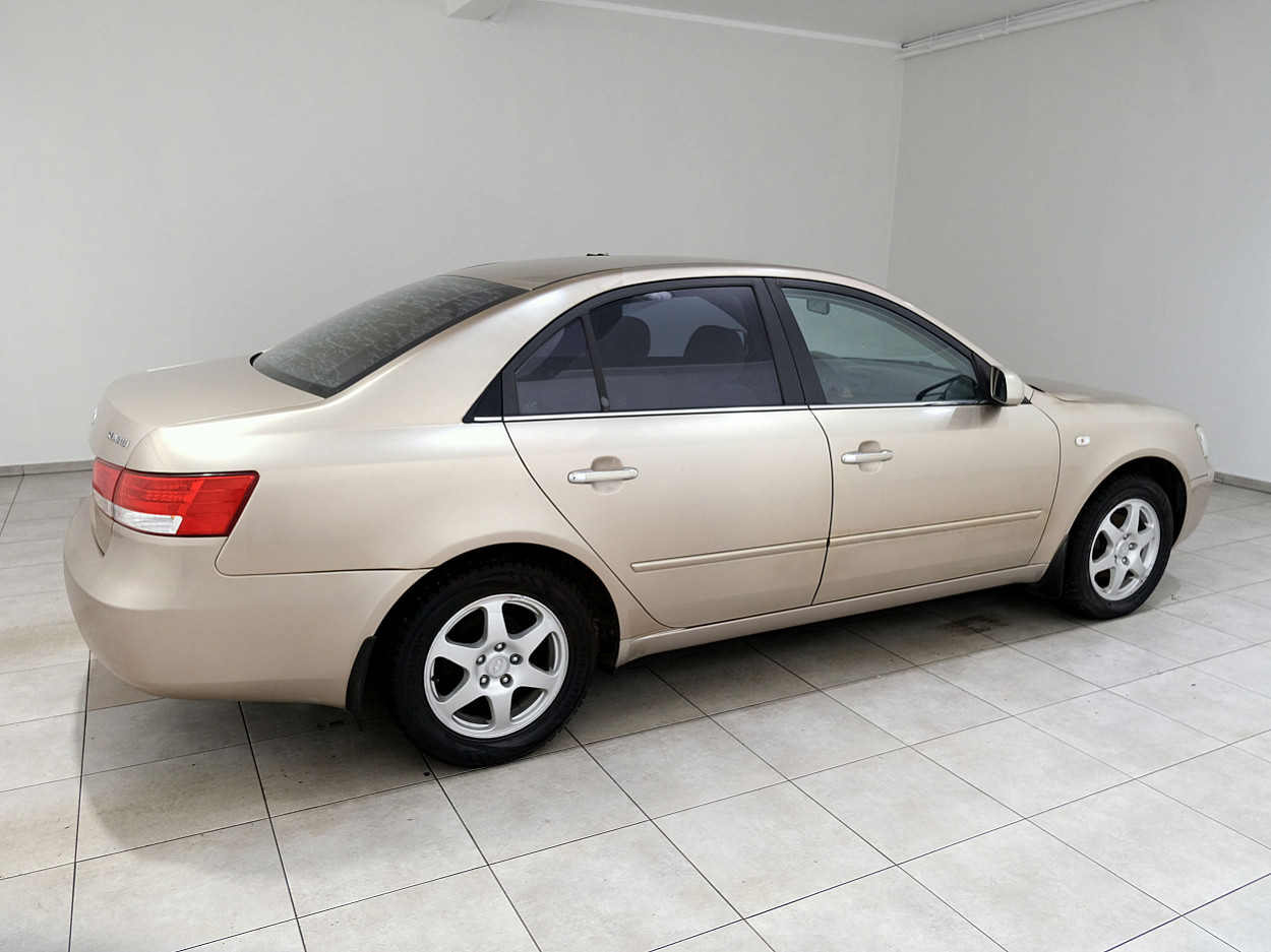 Hyundai Sonata Comfort 2.4 119 kW - Photo 3