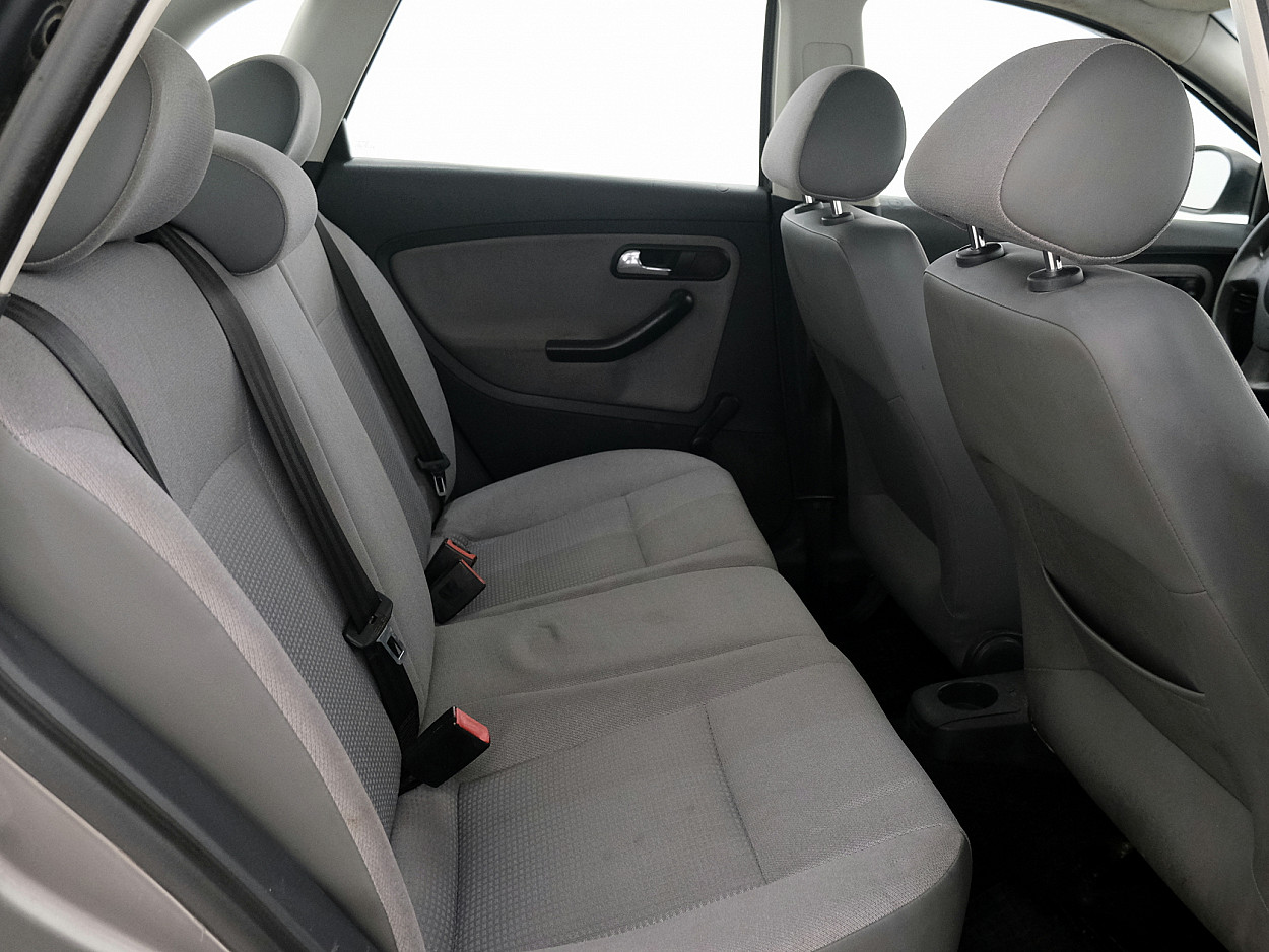 SEAT Cordoba Comfortline Facelift 1.4 55 kW - Photo 7