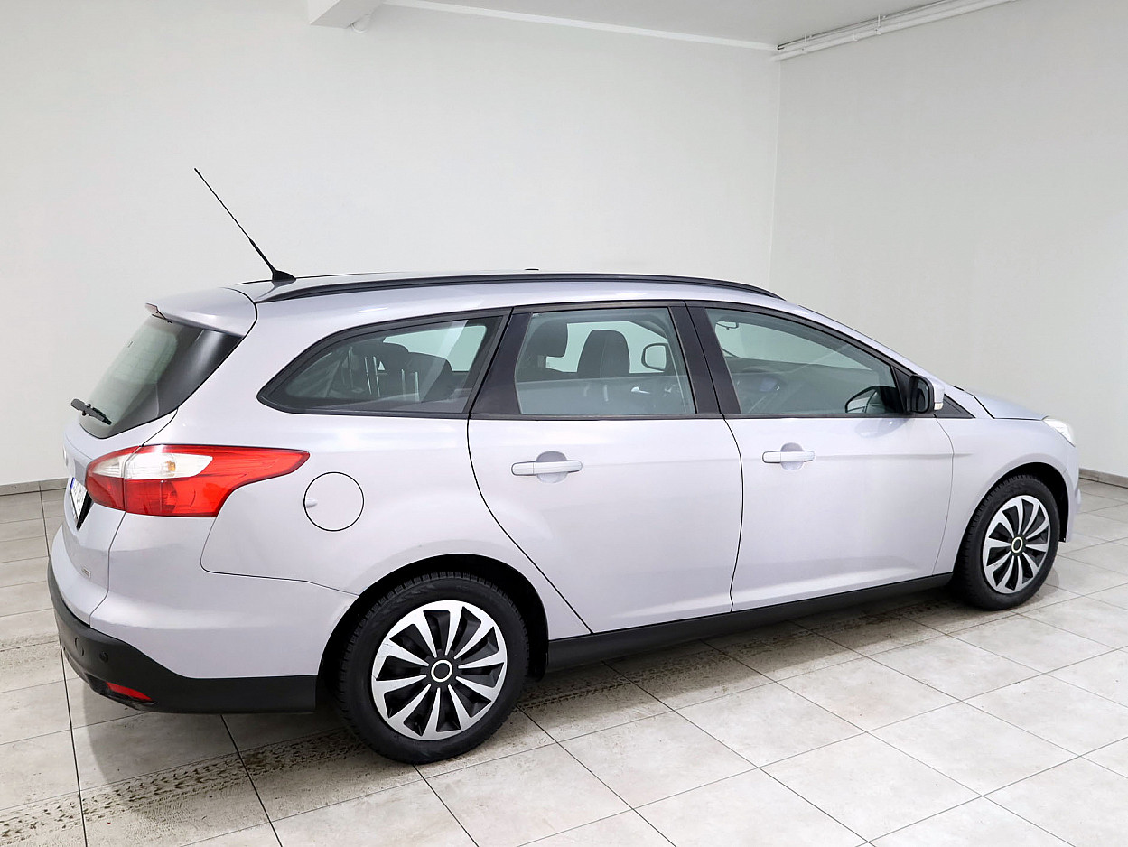 Ford Focus Comfort Facelift 1.6 TDCi 85 kW - Photo 3