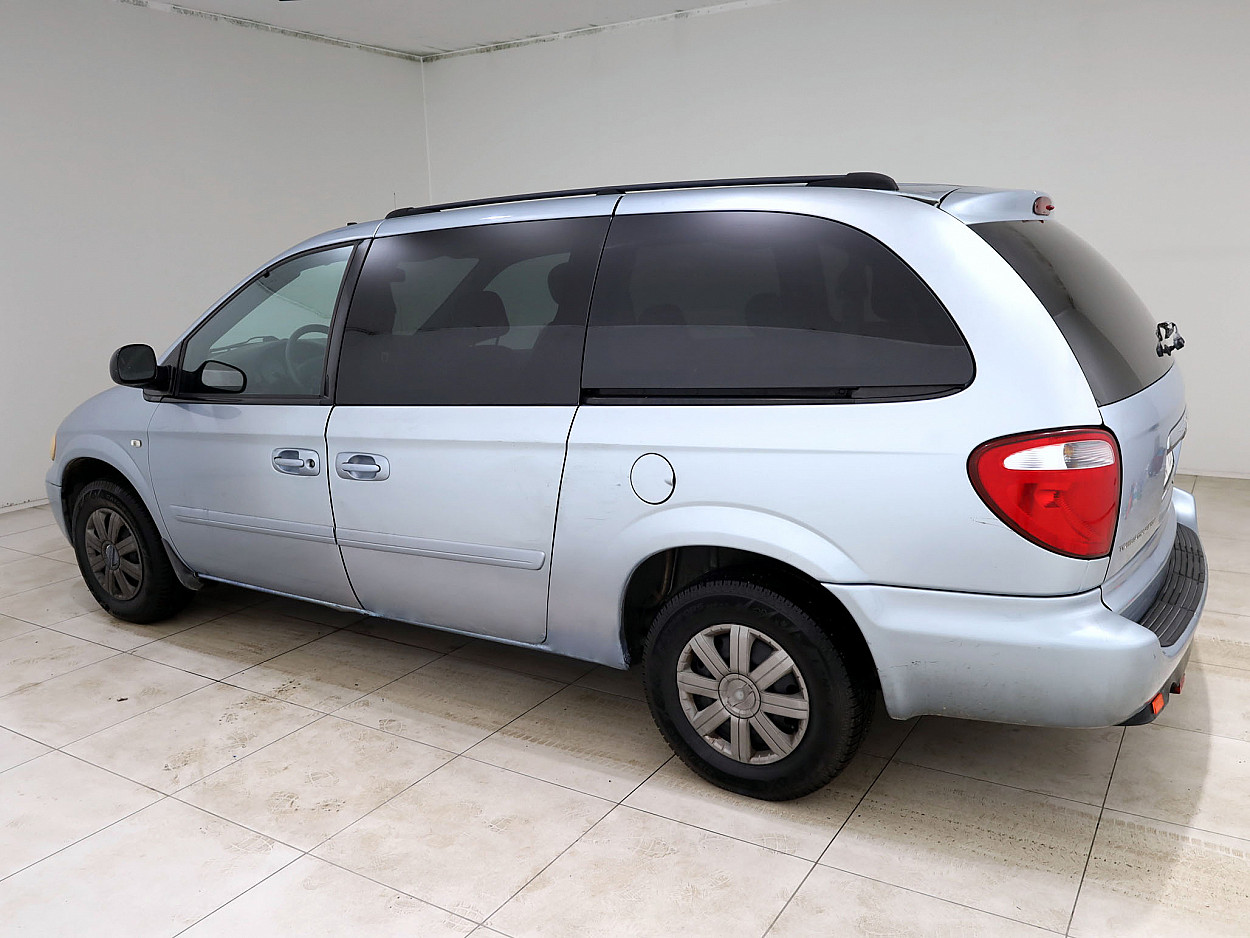 Chrysler Town & Country Luxury Facelift ATM 3.3 128 kW - Photo 4