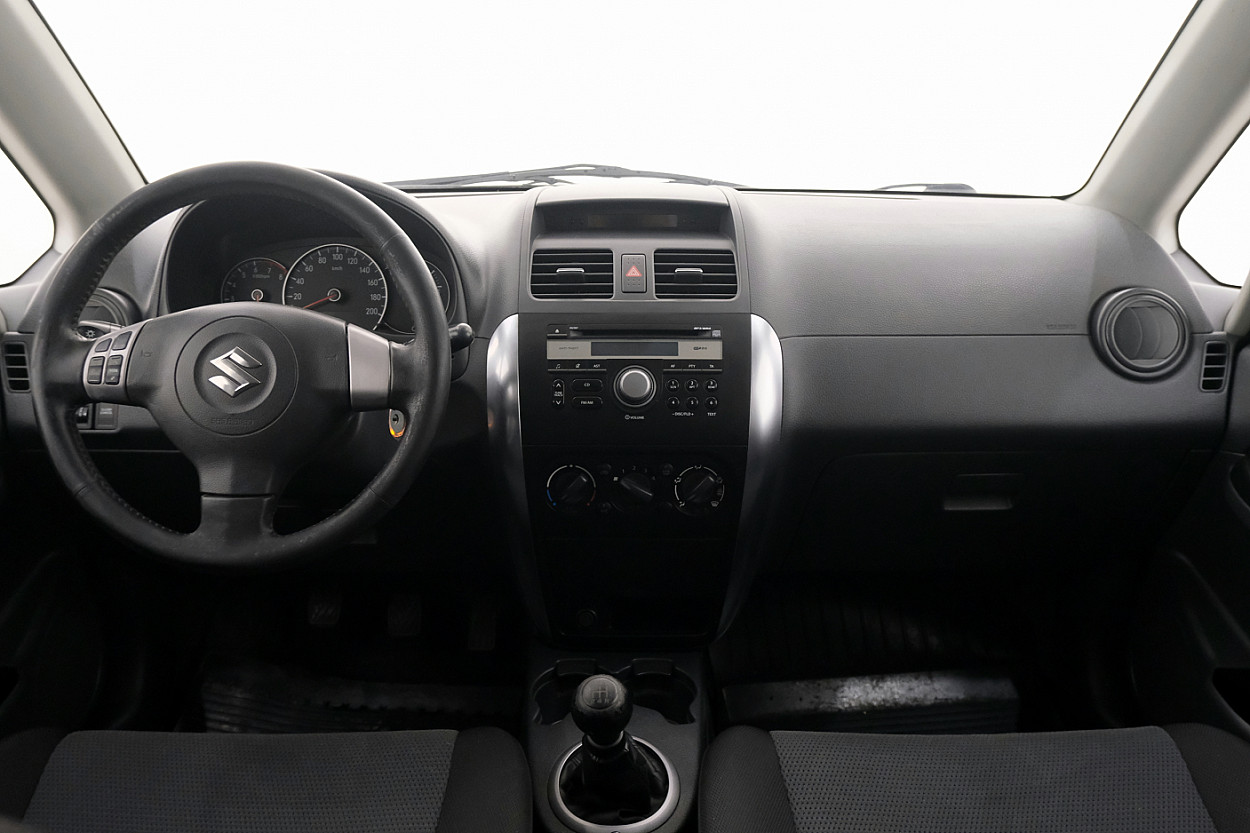 Suzuki SX4 Comfort 1.6 79 kW - Photo 5