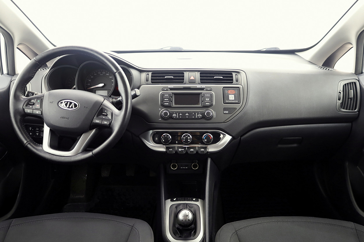 Kia Rio Elegance 1.2 63 kW - Photo 5