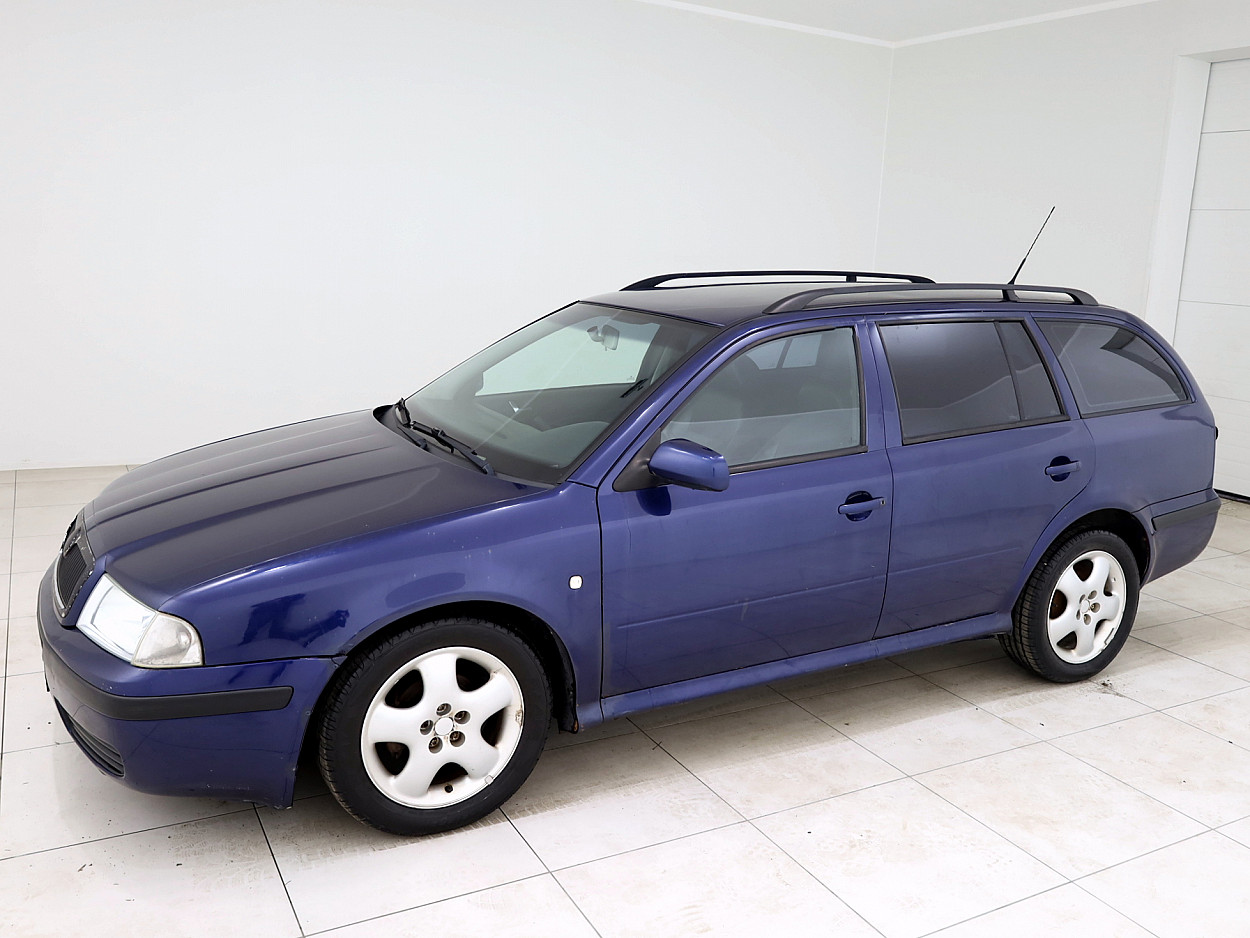 Skoda Octavia 1.6 75 kW - Photo 2