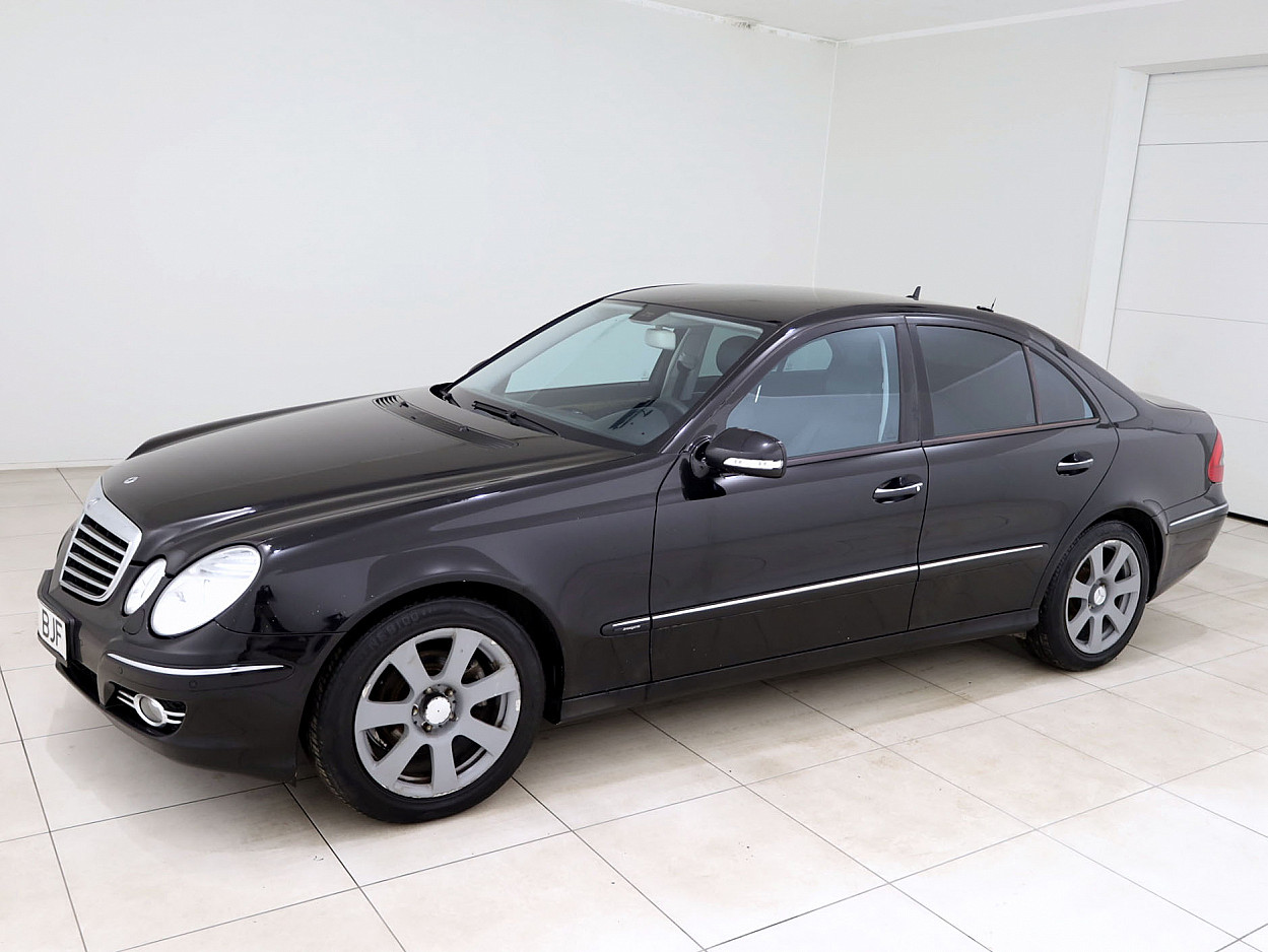 Mercedes-Benz E 220 Avantgarde Facelift ATM 2.1 CDI 125 kW - Photo 2