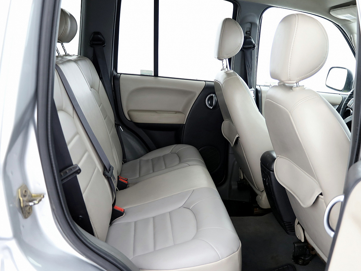Jeep Cherokee Liberty LPG ATM 3.7 155kW