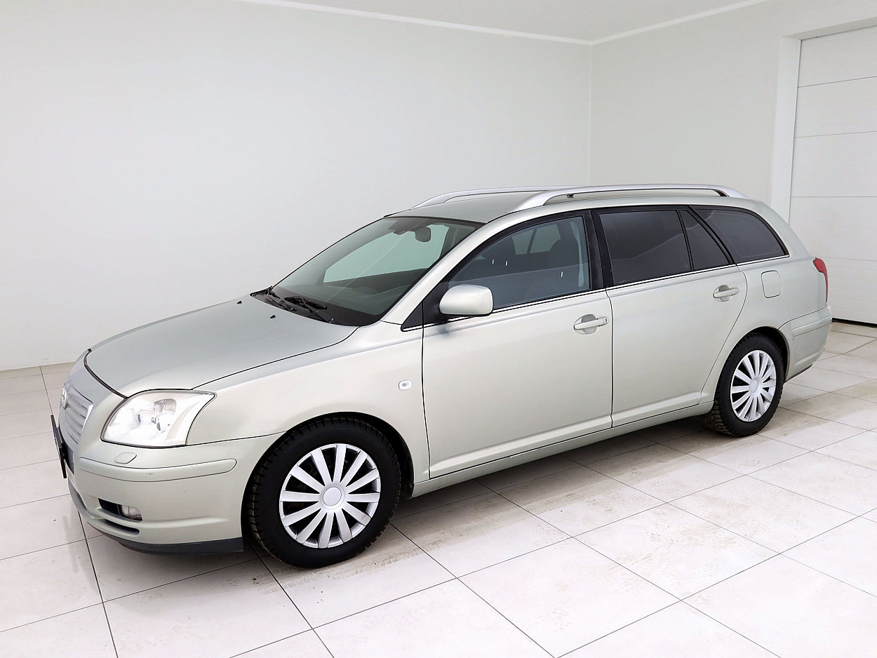 Toyota Avensis Linea Sol ATM 2.4 120 kW - Photo 2