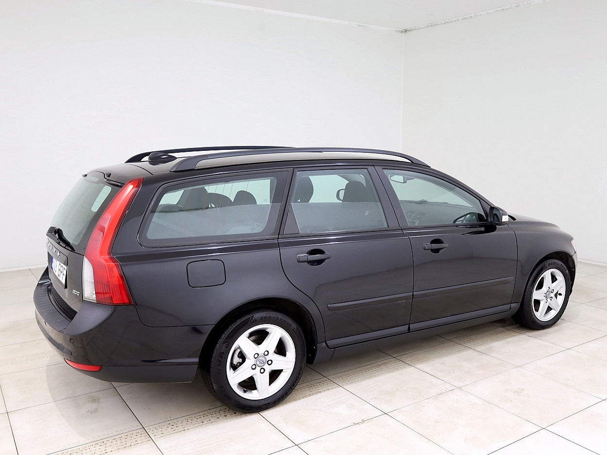 Volvo V50 Momentum Facelift ATM 2.0 D4 100 kW - Photo 3