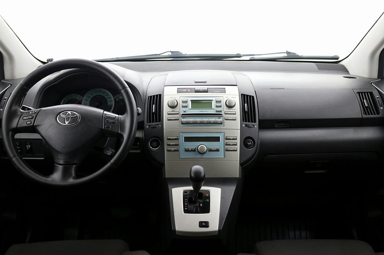 Toyota Corolla Verso Linea Sol ATM 1.8 95 kW - Photo 5