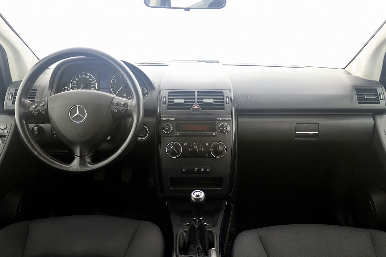 Mercedes-Benz A 150 Elegance 1.5 70 kW - Photo 5