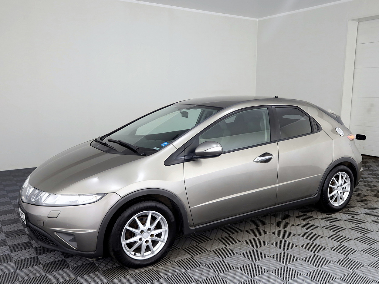 Honda Civic Elegance 1.3 61kW