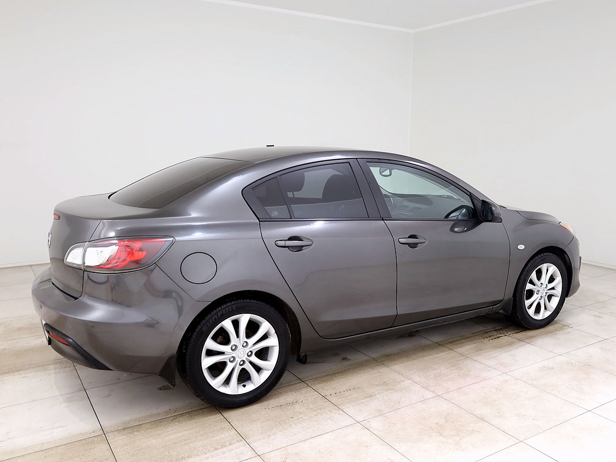 Mazda 3 Elegance 1.6 TD 85 kW - Photo 3