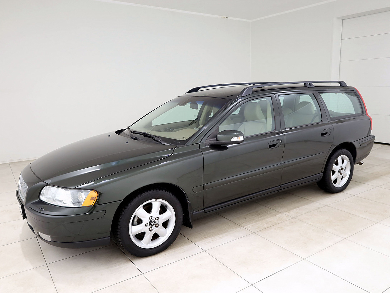 Volvo V70 Summum Facelift 2.4 D5 120 kW - Photo 2