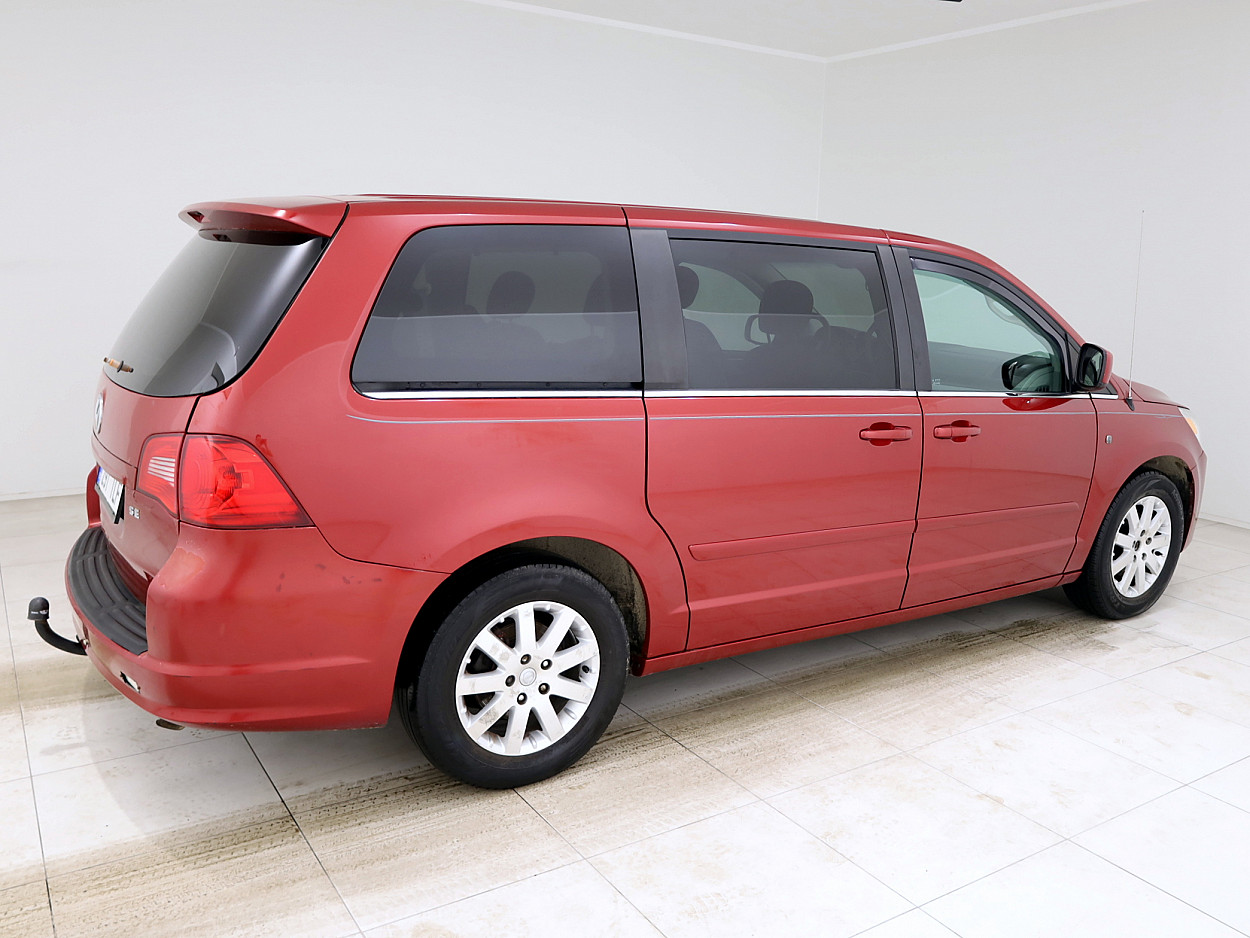 Volkswagen Routan 3.8 142 kW - Photo 3