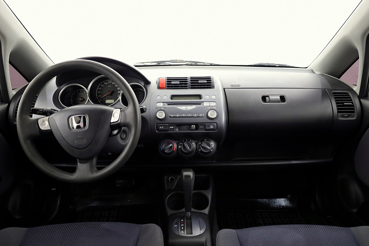 Honda Jazz Elegance ATM 1.3 61 kW - Photo 5
