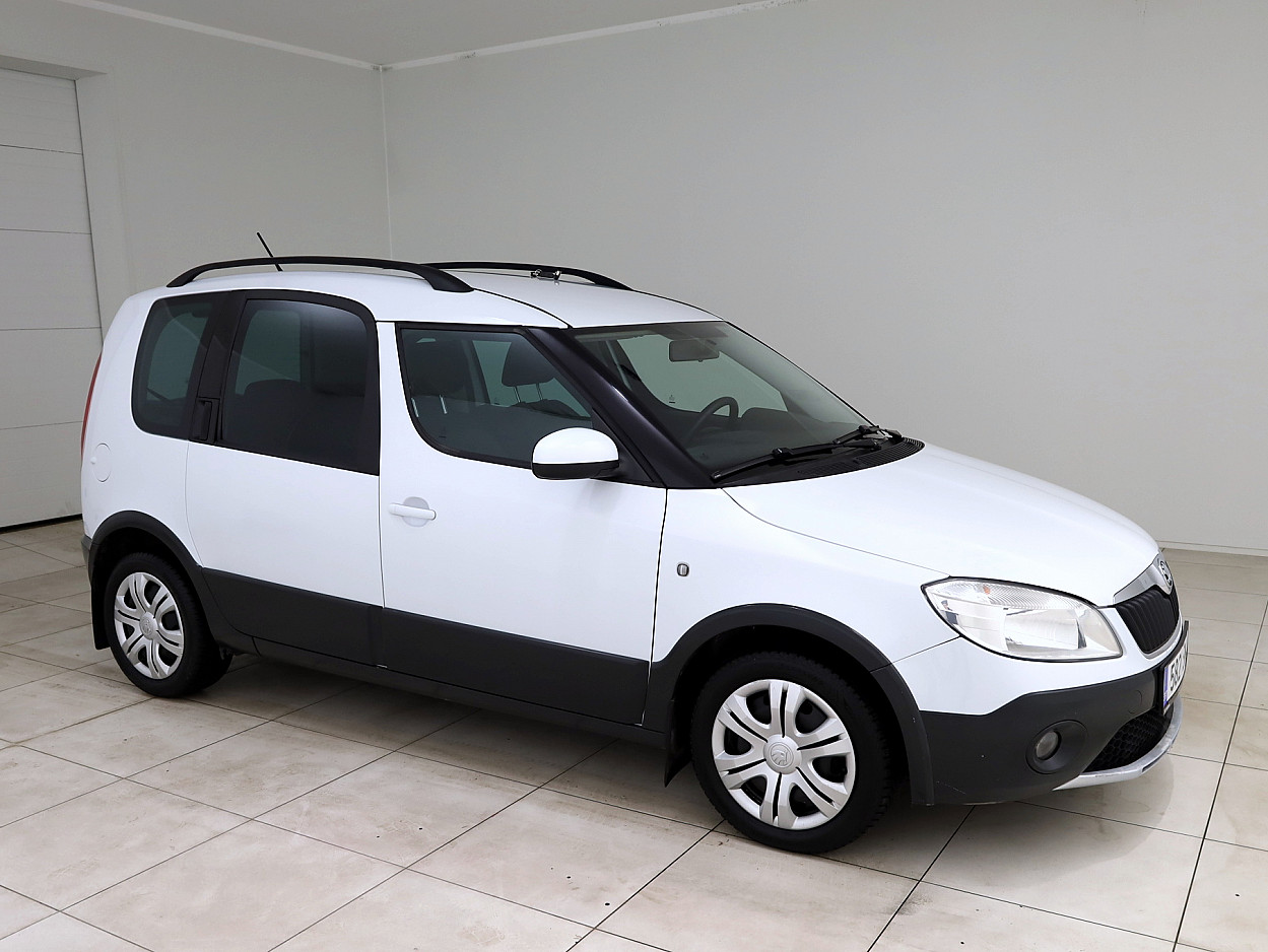 Skoda Roomster Scout Facelift 1.2 63 kW - Photo 1