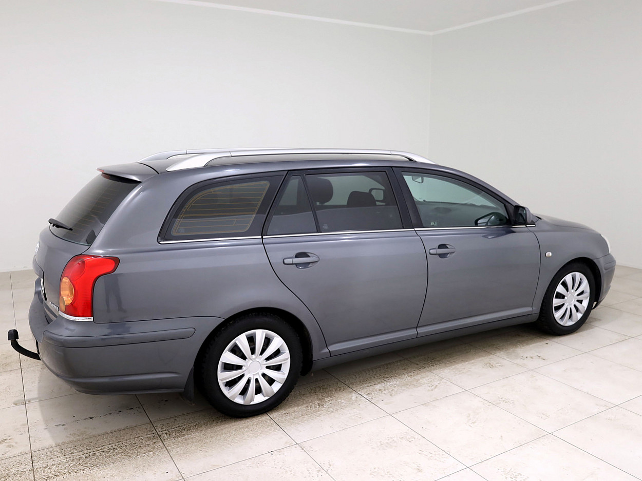 Toyota Avensis Linea Sol 1.8 95 kW - Photo 3