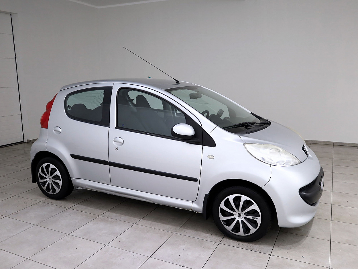 Peugeot 107 City 1.0 50 kW - Photo 1