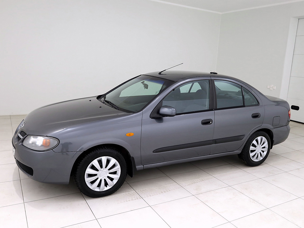 Nissan Almera Elegance Facelift 1.5 72 kW - Photo 2