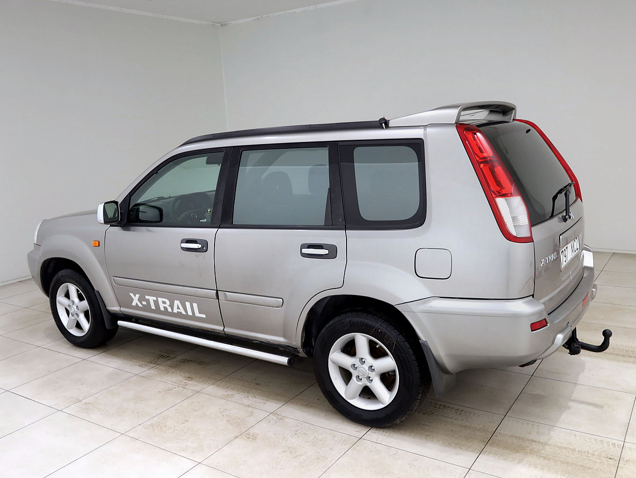 Nissan X-Trail Offroad 4x4 2.0 103 kW - Photo 4