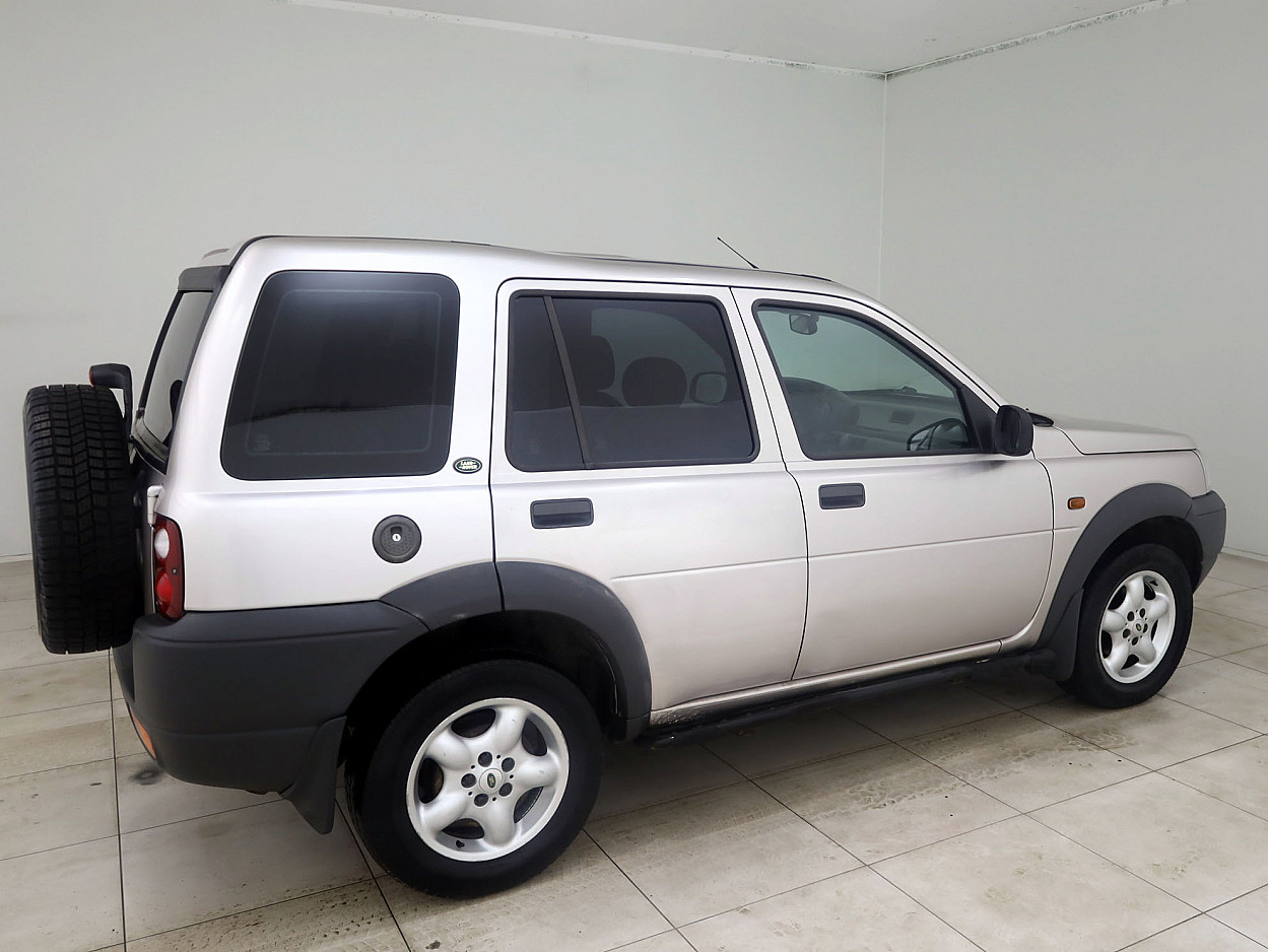 Land Rover Freelander Comfort 4x4 ATM 2.0 TD4 82 kW - Photo 3