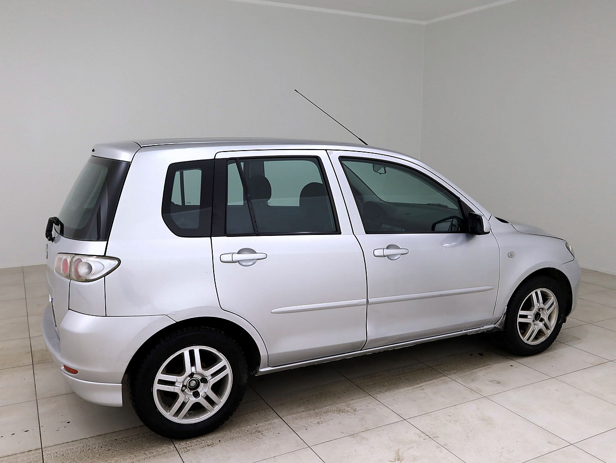 Mazda 2 Elegance Facelift 1.4 59 kW - Photo 3