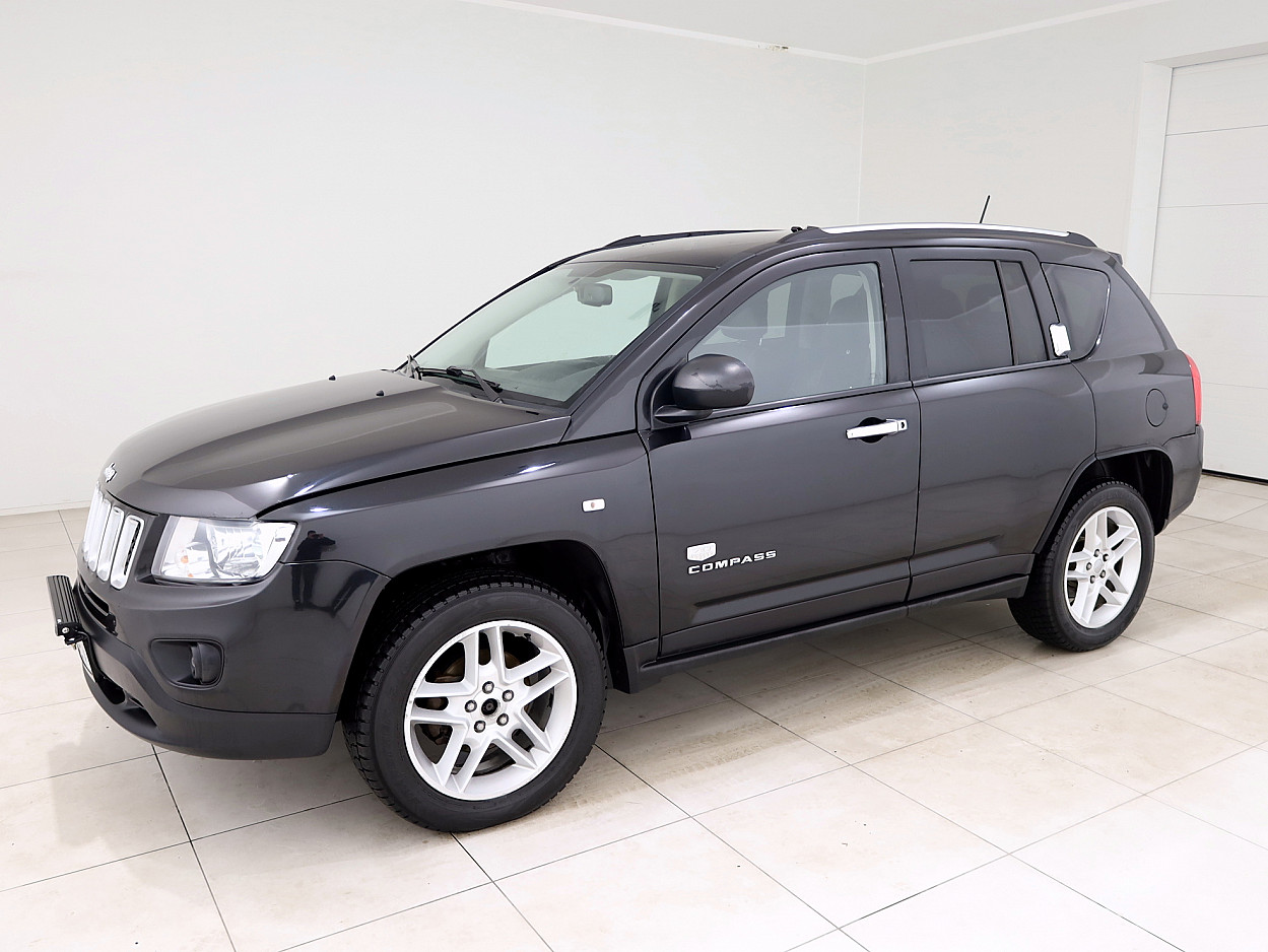 Jeep Compass 70th Anniversary Edition Facelift 2.1 CRD 120 kW - Photo 2