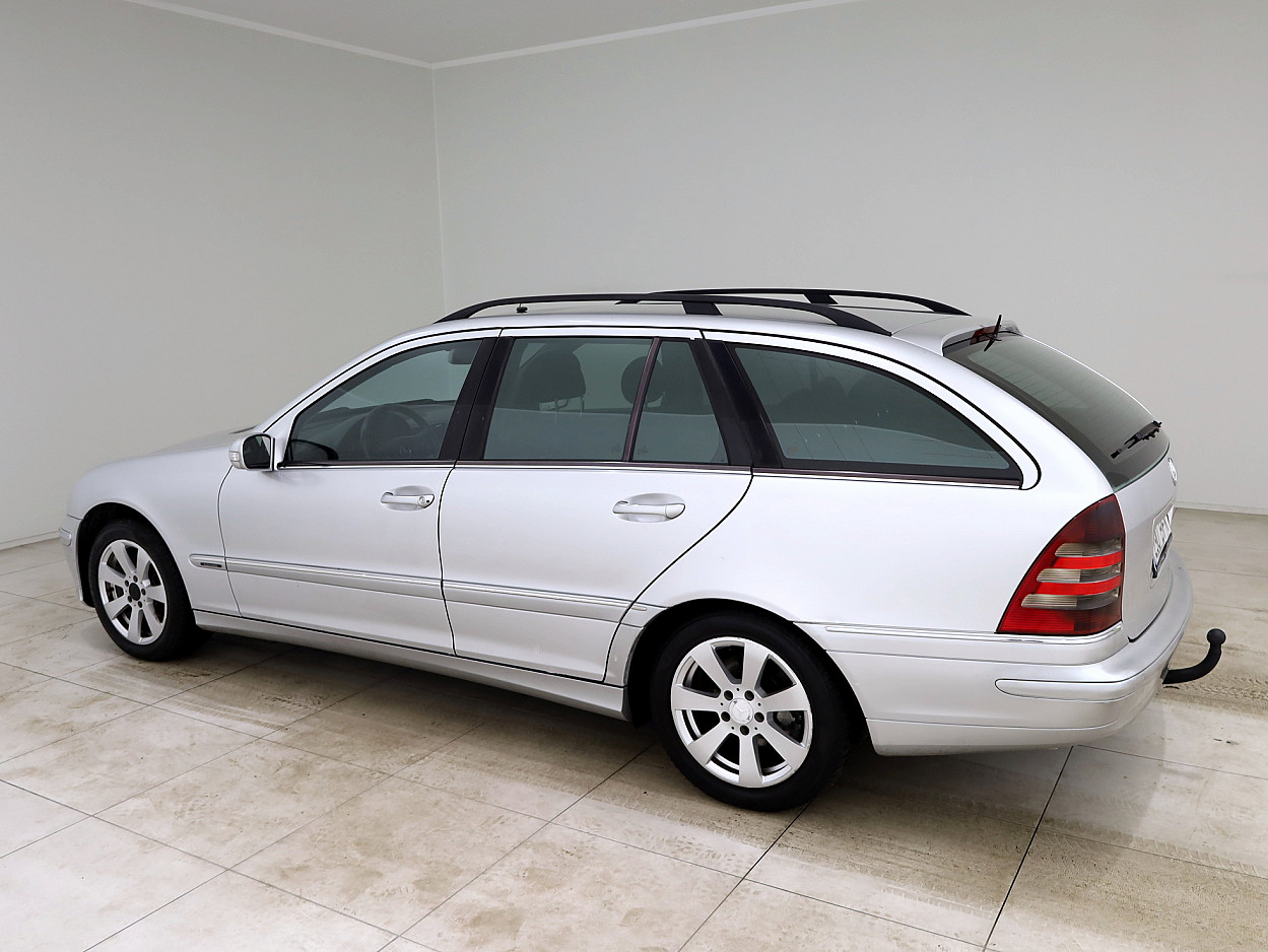 Mercedes-Benz C 270 Elegance Facelift 2.7 CDI 125 kW - Photo 4