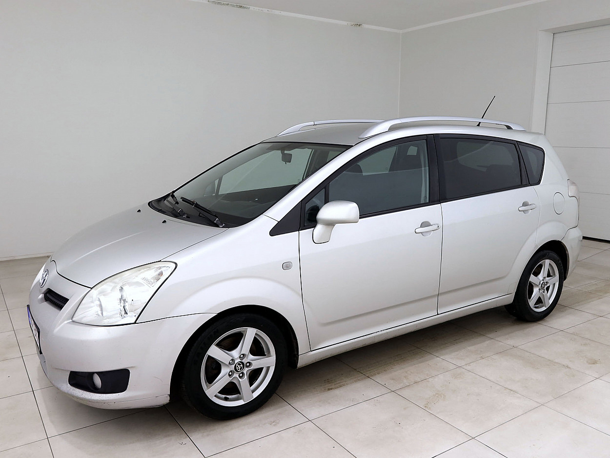 Toyota Corolla Verso Linea Sol Facelift 2.2 D-4D 100 kW - Photo 2