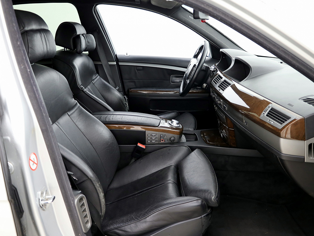 BMW 740 Premium Selection ATM 3.9 D 190 kW - Photo 6