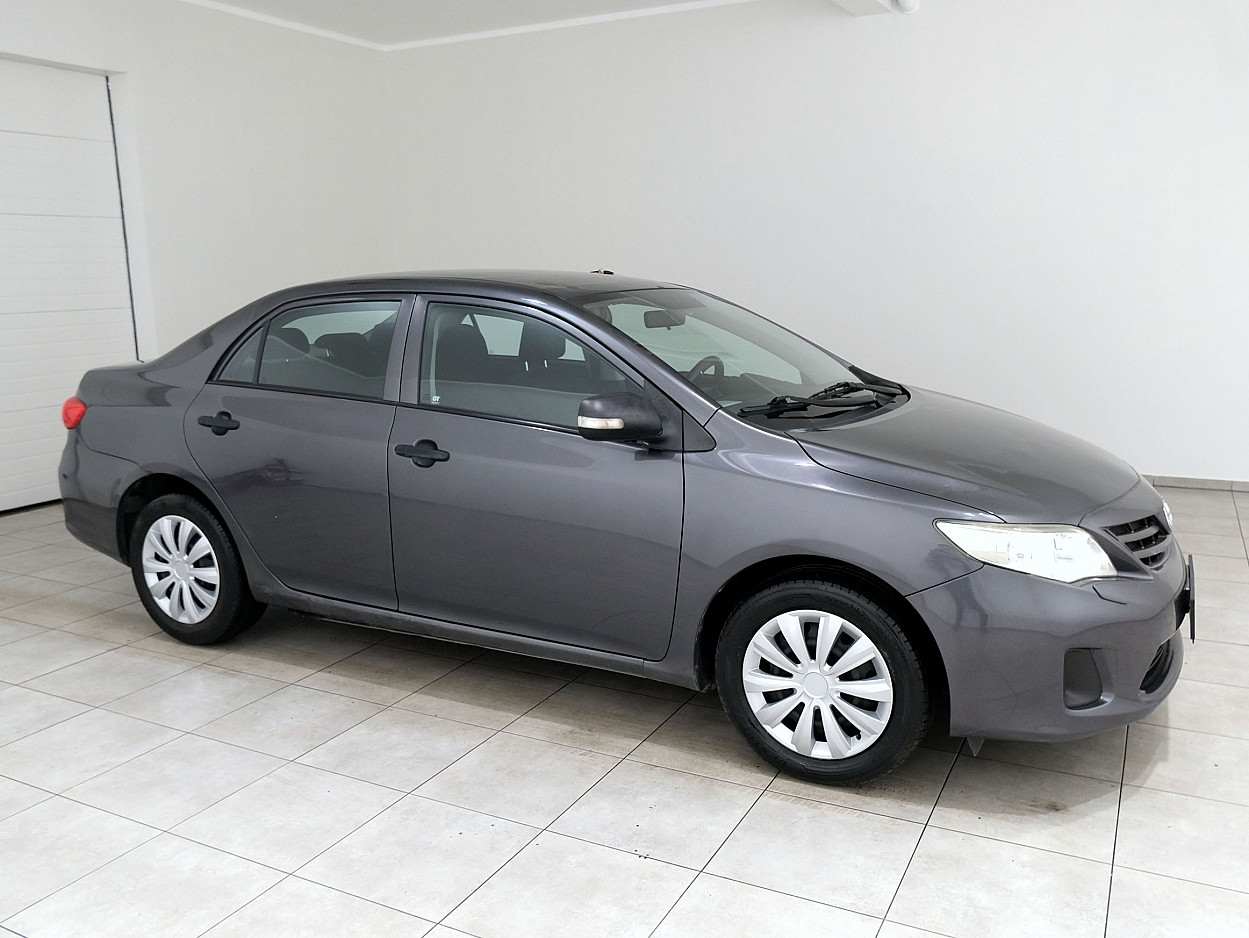 Toyota Corolla Linea Sol Facelift 1.3 73 kW - Photo 1