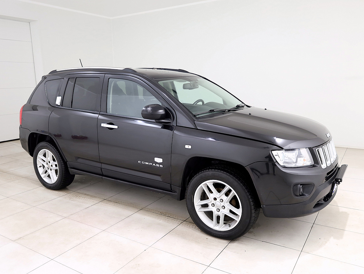 Jeep Compass 70th Anniversary Edition Facelift 2.1 CRD 120 kW - Photo 1