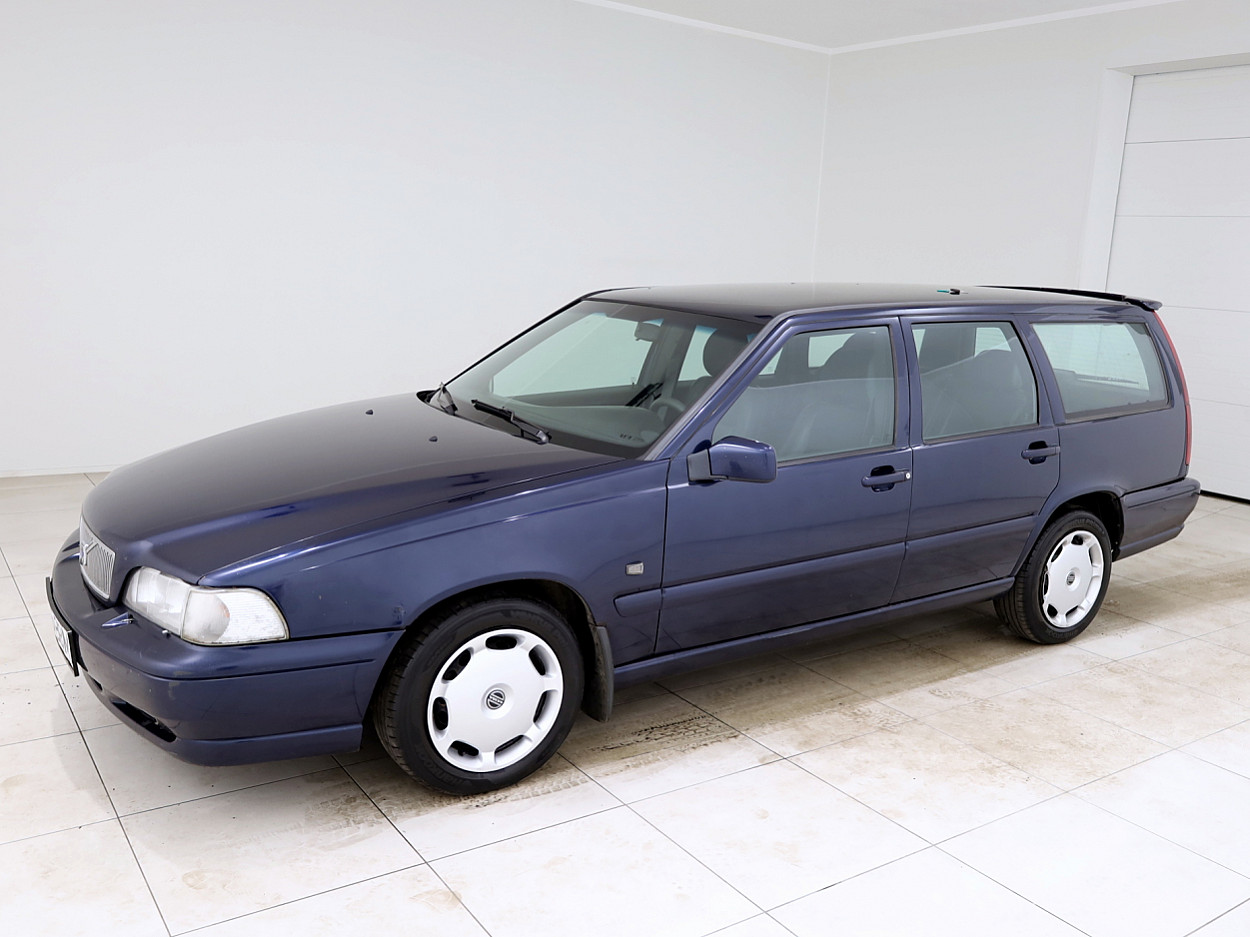 Volvo V70 Estate 2.5 D5 103 kW - Photo 2