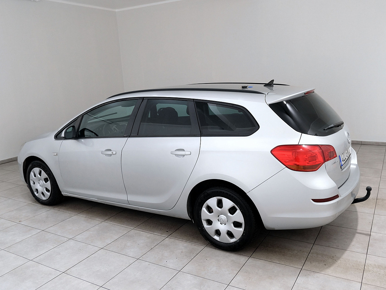 Opel Astra Sports Tourer 1.7 CDTi 92 kW - Photo 4