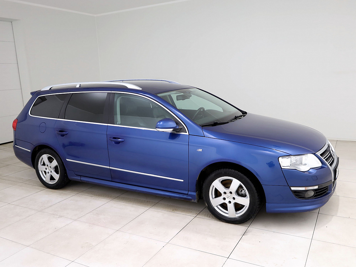 Volkswagen Passat R-Line Facelift 1.4 110 kW - Photo 1