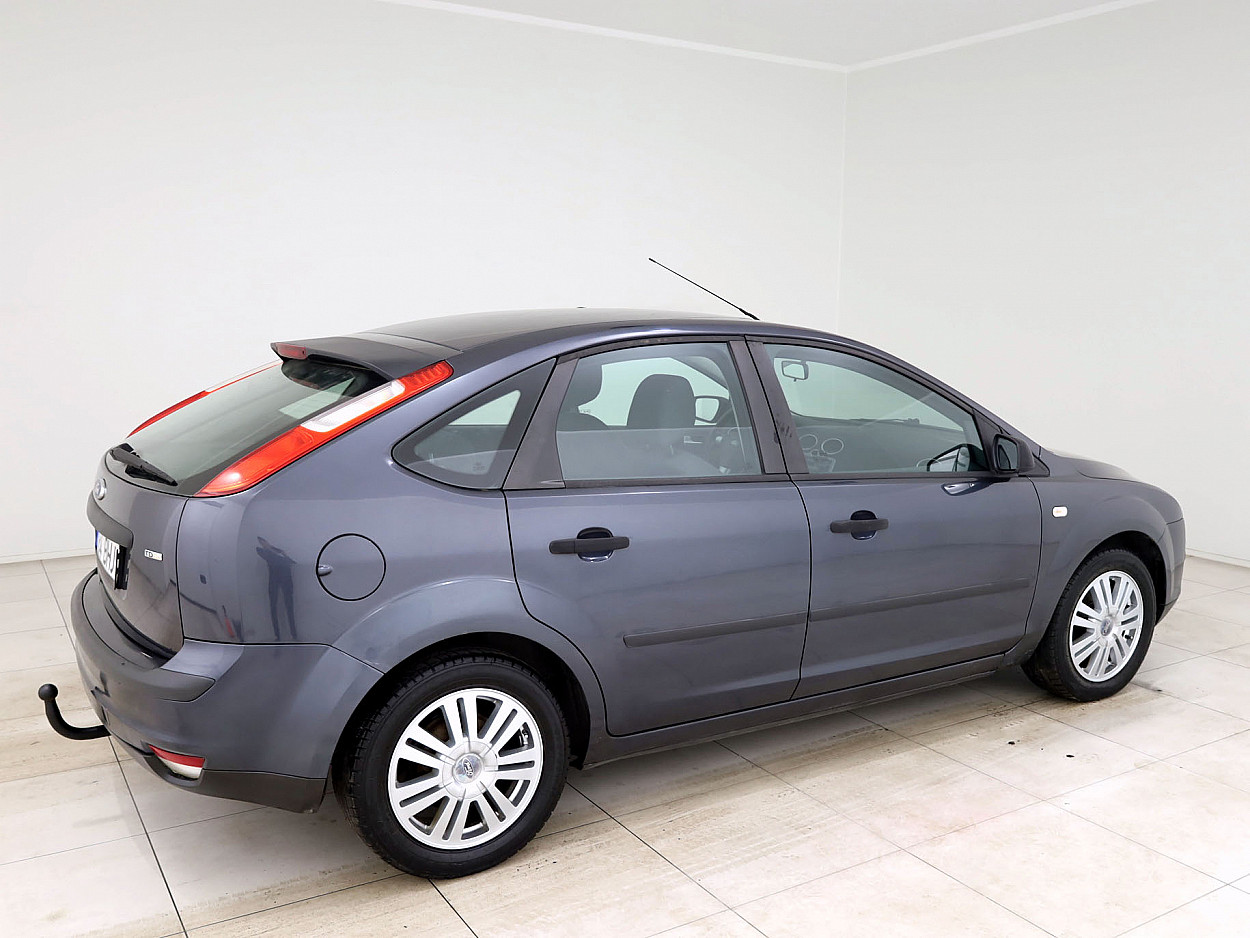 Ford Focus Trend 1.6 TDCi 66 kW - Photo 3